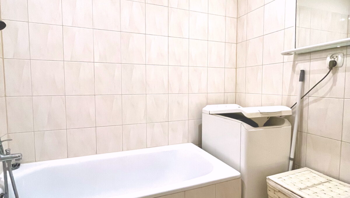 Tysiąclecia_kawalerka_na_wynajem_w_centrum_miasta_9