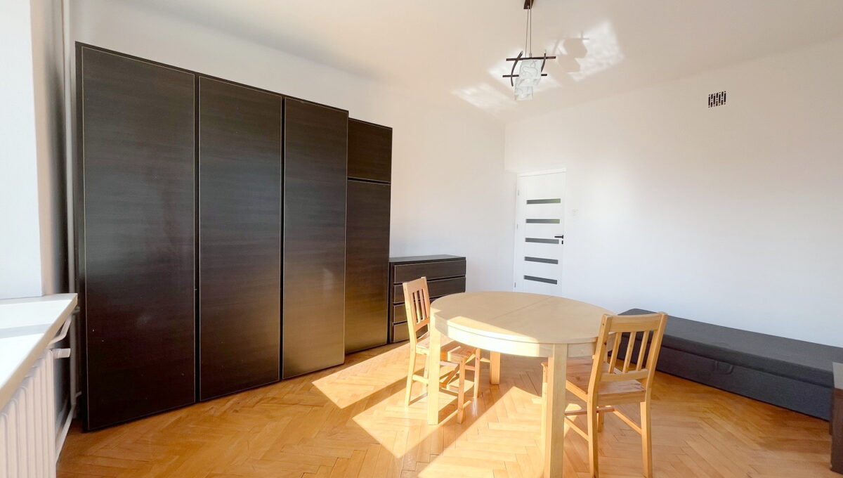 Dąbrowskiego_do_wynajęcia_mieszkanie_w_Rzeszowie_2_pokoje_dla_studentów_2