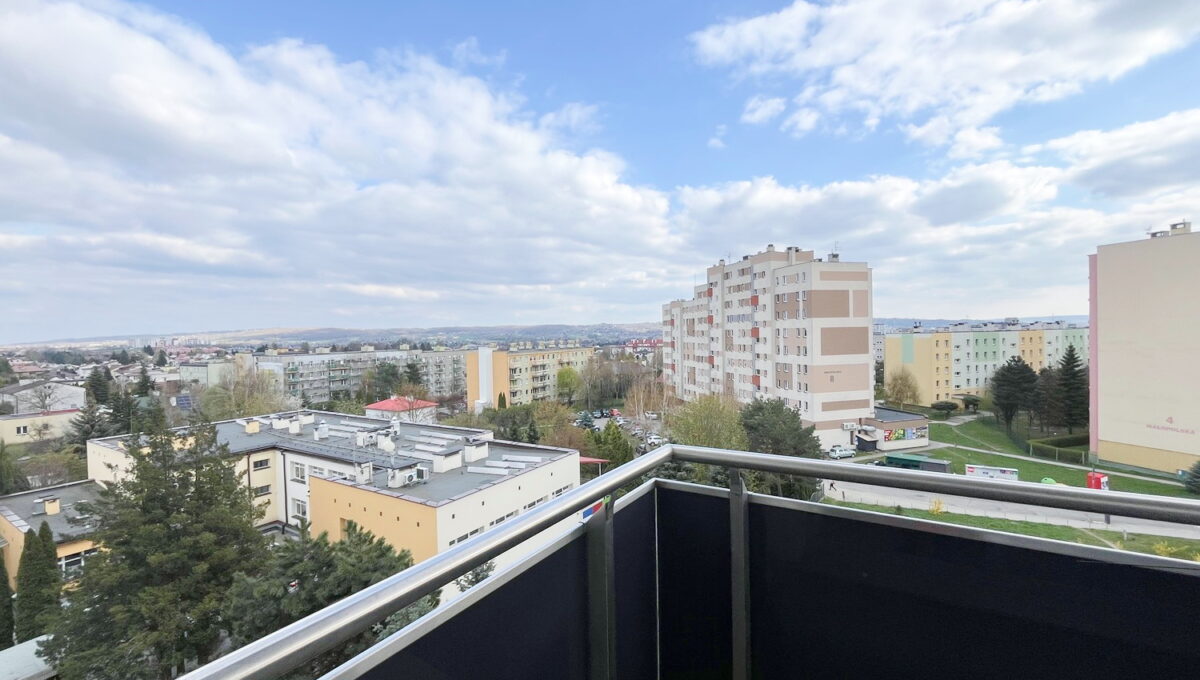 Kawalerka_do_wynajęcia_Pobitno_Lwowska_w_Rzeszowie_blisko_autostrada_9