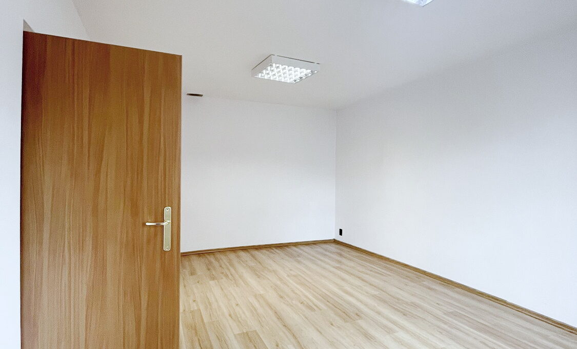 Lokal_dla_kosmetyczki_w_centrum_Rzeszowa_2